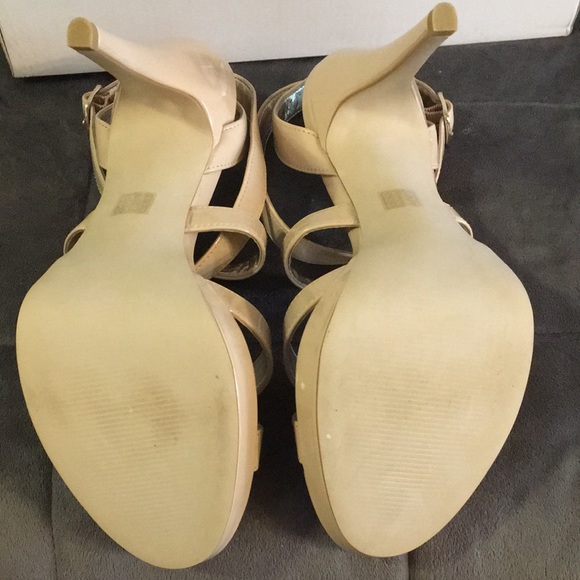 Boston Proper Women’s strappy stiletto sandals. - Picture 6 of 12